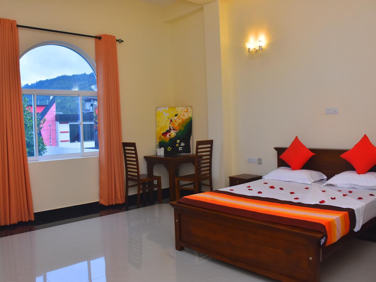 Capitalcity Hotel Бадула Екстериор снимка