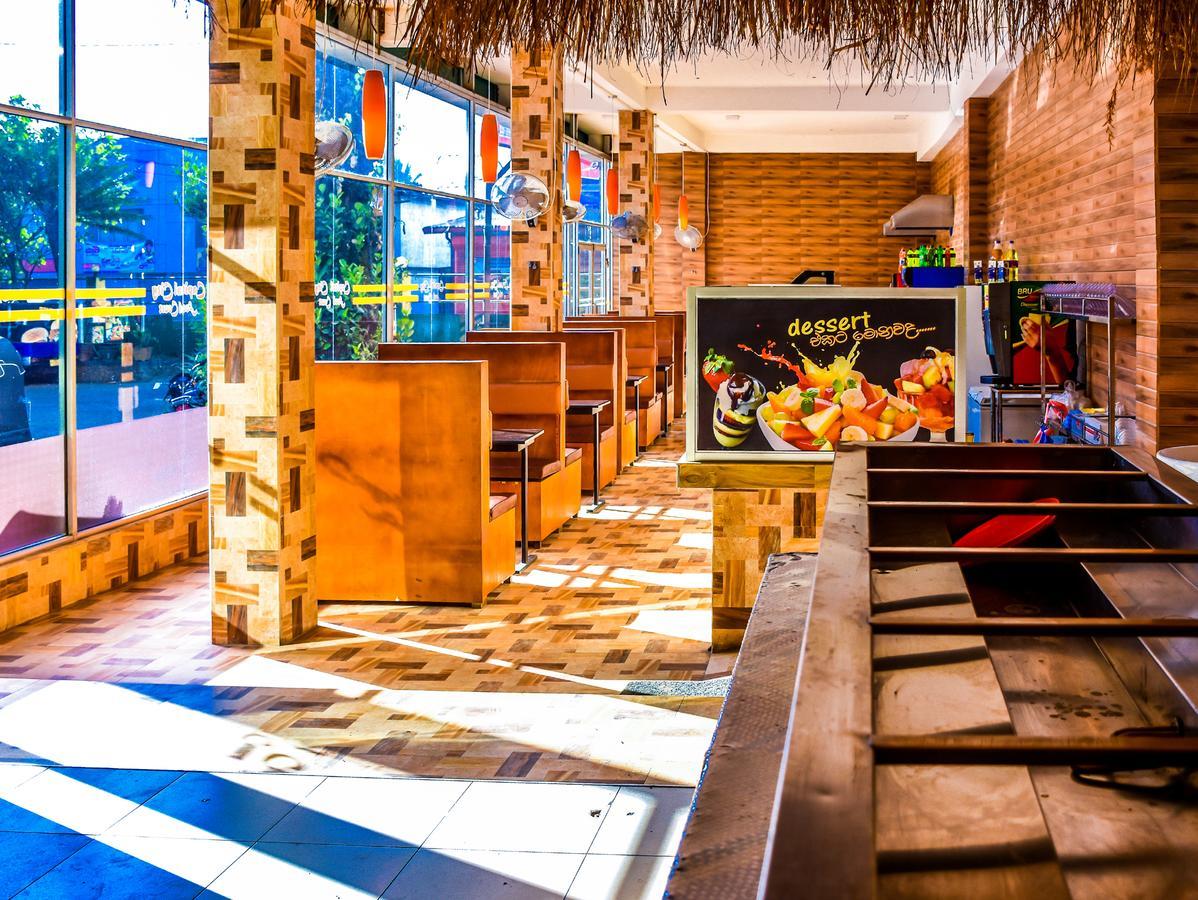Capitalcity Hotel Бадула Екстериор снимка