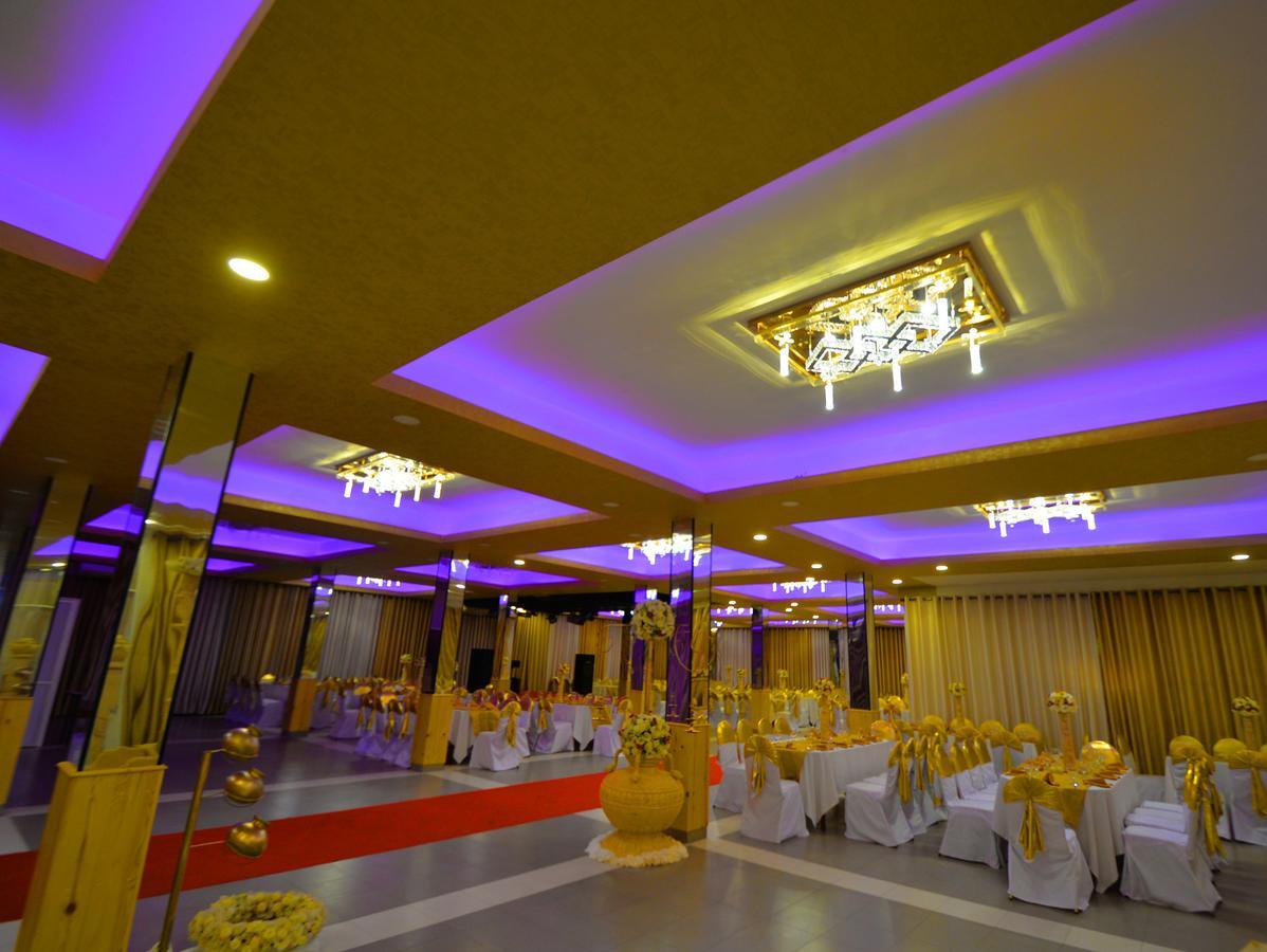 Capitalcity Hotel Бадула Екстериор снимка
